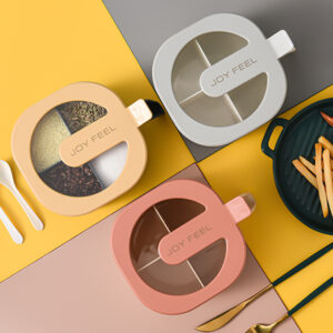 Ensemble de boîtes à épices aux coloris contrastés